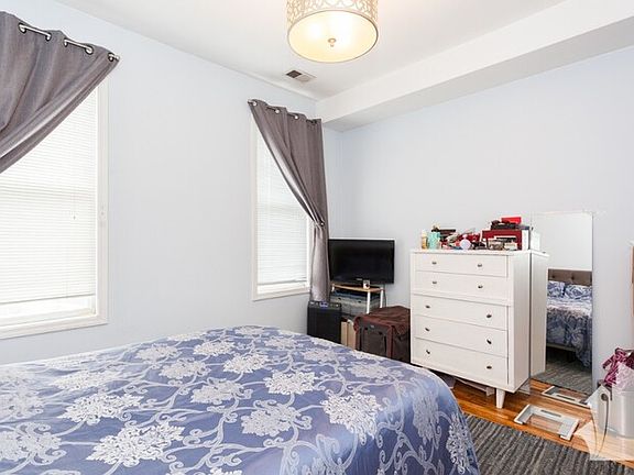 2nd image of 2518 N Campbell Ave #2T
