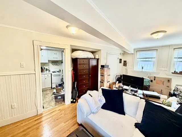 109 Charter St #B — Photo 10