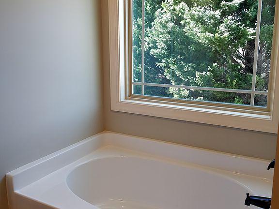 Garden Tub