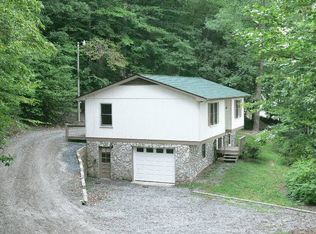 116 Horse Shoe Mountain Rd, Horse Shoe, NC 28742