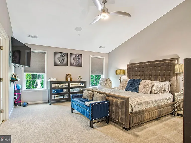 10805 Lariat Way — Photo 19