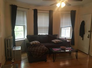 3826 N Janssen Ave APT 2E, Chicago, IL 60613