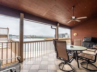 142 Lake Hamilton Dr APT 303, Hot Springs National Park, AR 71913