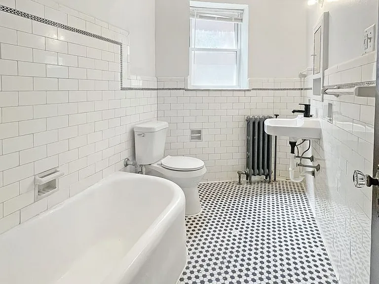 Glynn Court Apartments — Photo 41