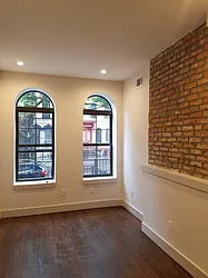 Rented by Space Link Realty