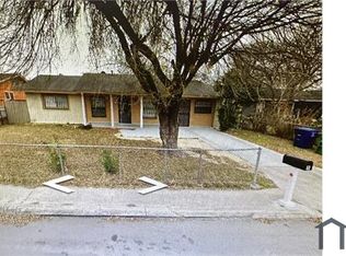 5347 Trading Post Dr, San Antonio, TX 78242