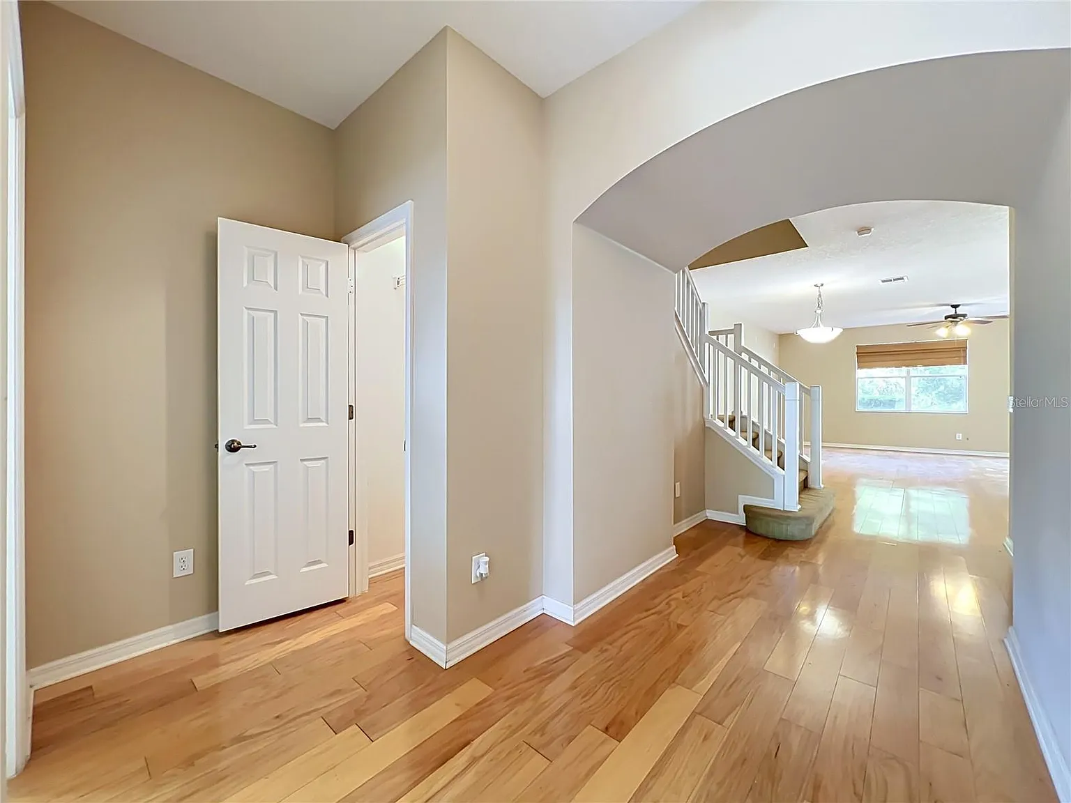3 bed, 1777 sqft, $2,450 — Photo 1
