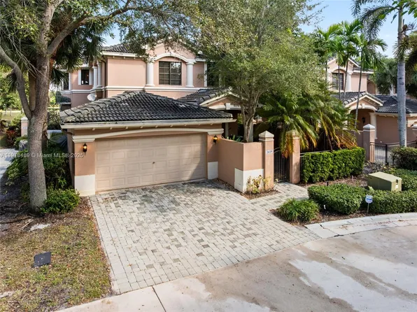 2649 Center Court Dr #2-7, Fort Lauderdale, FL 33332