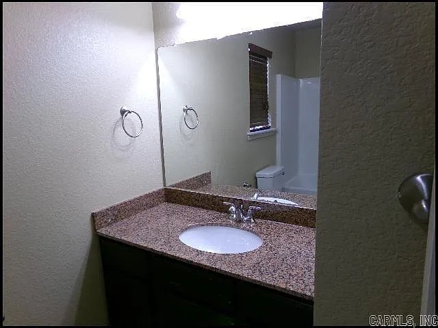 9112 Pleasant Valley Dr — Photo 18