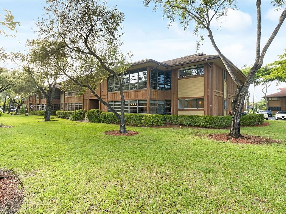 1st image of 4970 NW 102nd Ave APT 102-4