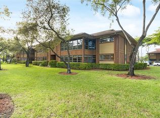 4970 NW 102nd Ave APT 102-4, Doral, FL 33178