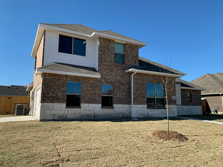 601 Long Prairie Dr — Photo 31
