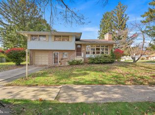 48 Colgate Dr, Camp Hill, PA 17011