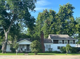 2008 Murray Dr, Vidalia, LA 71373