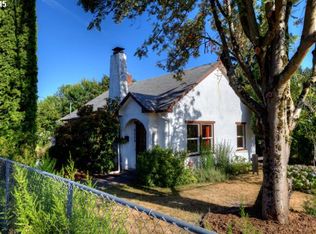 8606 NE Prescott St, Portland, OR 97220