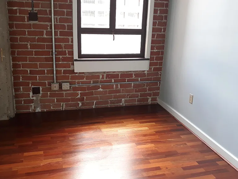 114 W Adams St #1008 — Photo 16