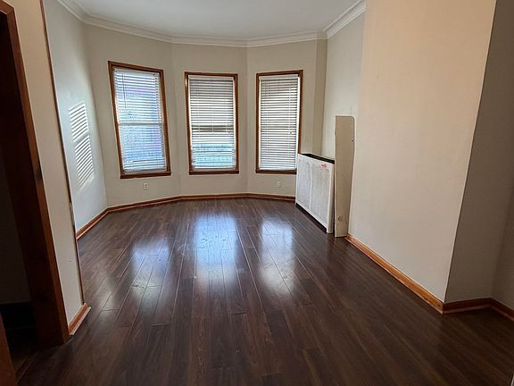 3rd image of 70 Charles St Unit 1