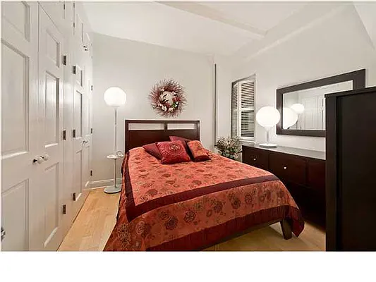 Sold by Ann Ferguson, LLC | media 6