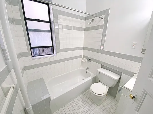 Rented by Rachel Realty | media 10