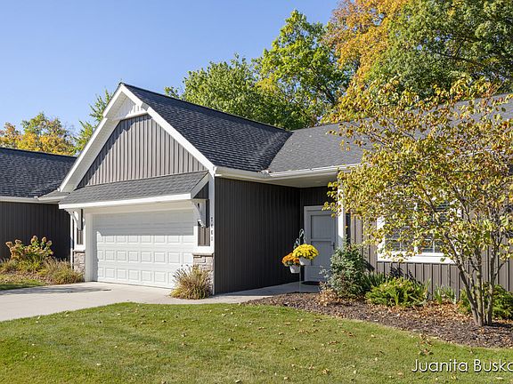 2nd image of 7481 Shagwood St SE
