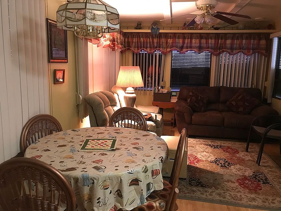 2nd image of 84250 Indio Springs Pkwy #408