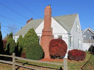 427 Burncoat St, Worcester, MA 01606