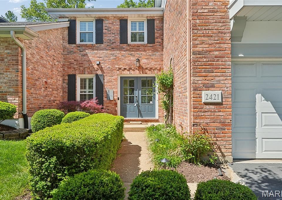 1st image of 2421 Baxton Way