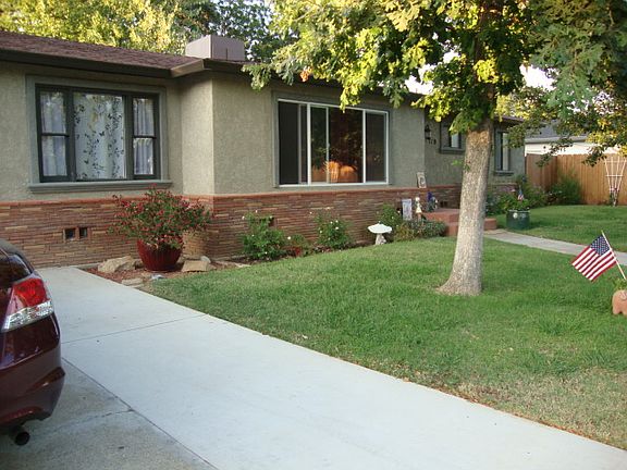 Large driveway for two cars