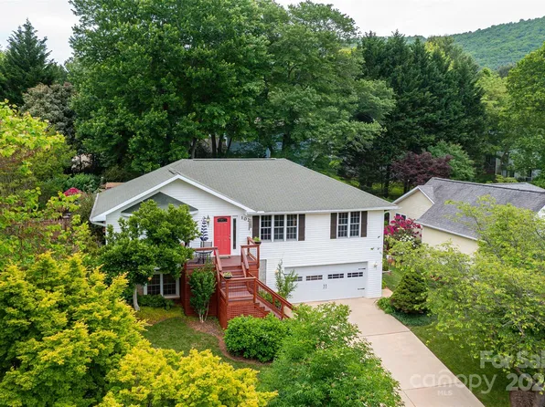 102 Forest Lake Dr, Asheville, NC 28803