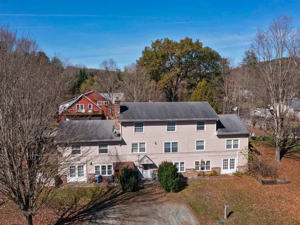 14/16 Summarsell Drive, Hartland, VT 05048