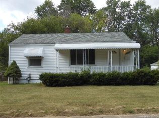 27084 Lucerne Dr, Inkster, MI 48141