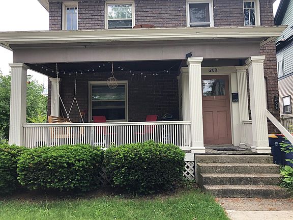 2nd image of 200 Benjamin Ave SE