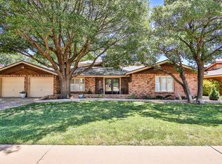 2207 College Ave, Levelland, TX 79336