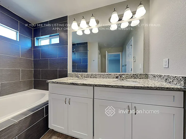 7644 Dobbs Dr — Photo 16