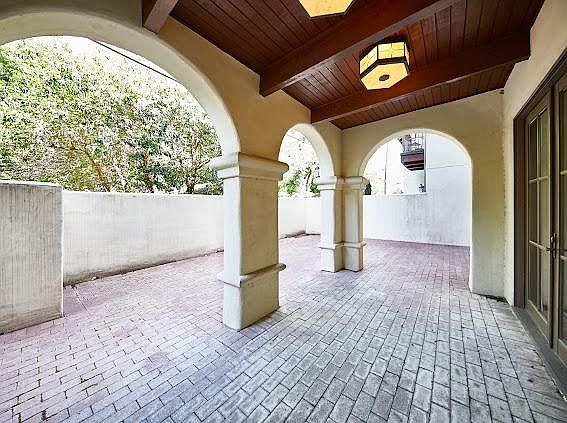 2nd image of 2508 N Henderson Ave #9