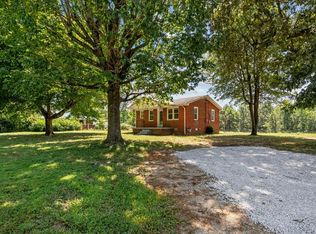 1063 Cedar Creek Rd, Vanleer, TN 37181