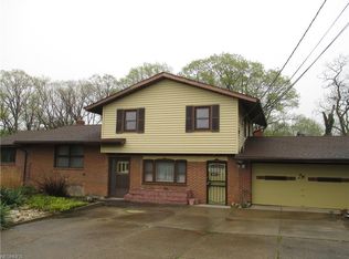 9693 State Rd, North Royalton, OH 44133