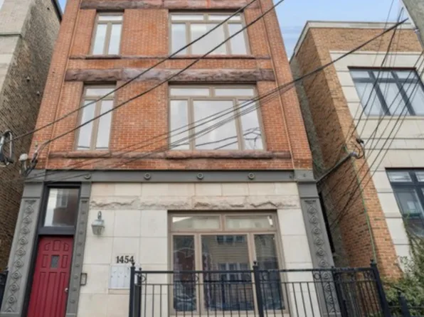 1454 W Blackhawk St APT 1, Chicago, IL 60642