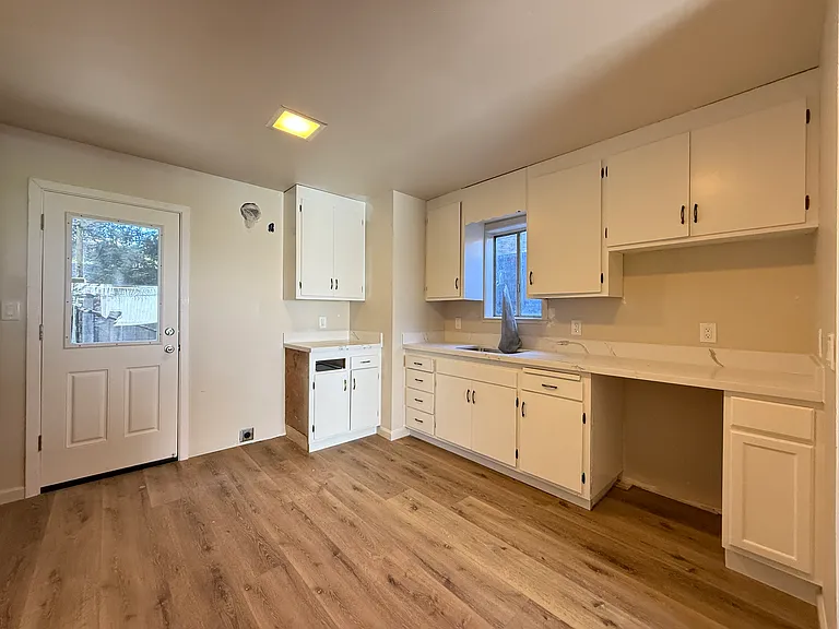 1816 Stuart St #1818 — Photo 4