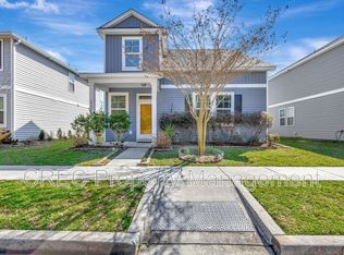 3988 Hillyard St, North Charleston, SC 29405