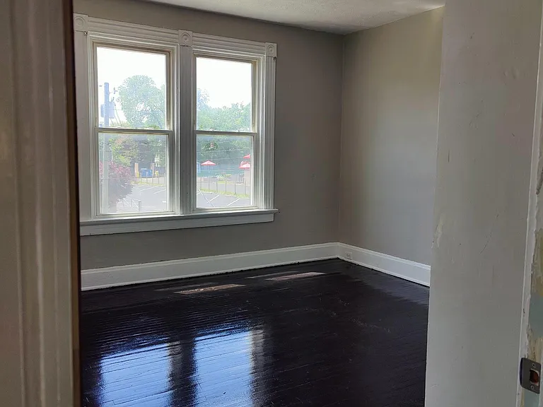 826 Rockdale Ave — Photo 10