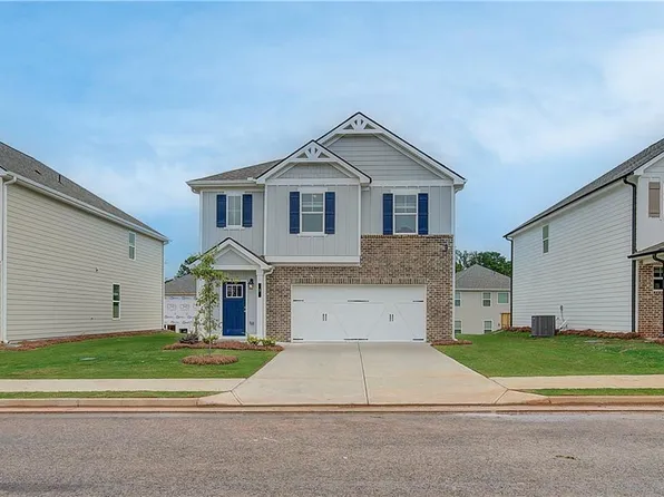 9 Camellia Dr, Fairburn, GA 30213