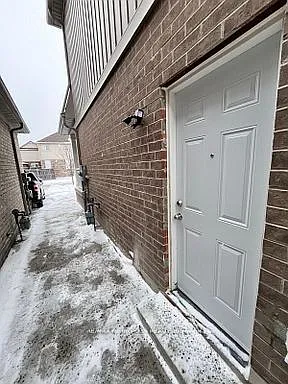 1335 Aldsworth Cres #BASEMENT — Photo 8