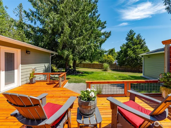 4 Quinault Way, La Conner, WA 98257
