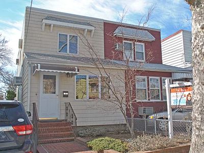 3318 202nd St, Flushing, NY, 11361