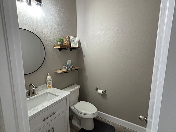 Powder room