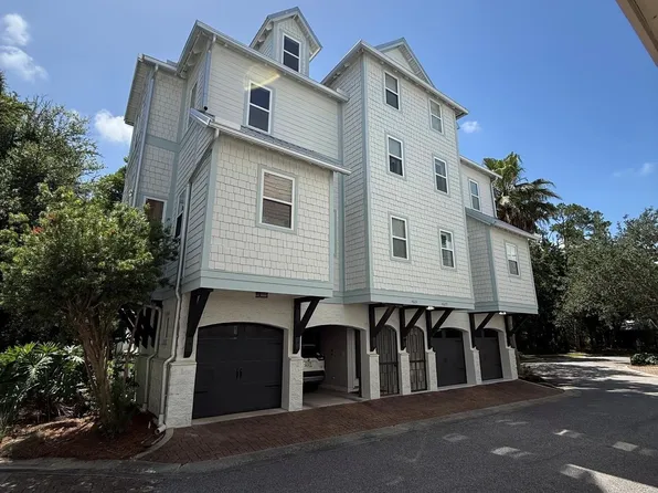 4631 Grander Ct, Orange Beach, AL 36561