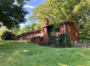 1911 N Rolling Meadows Ct, Monticello, IN 47960