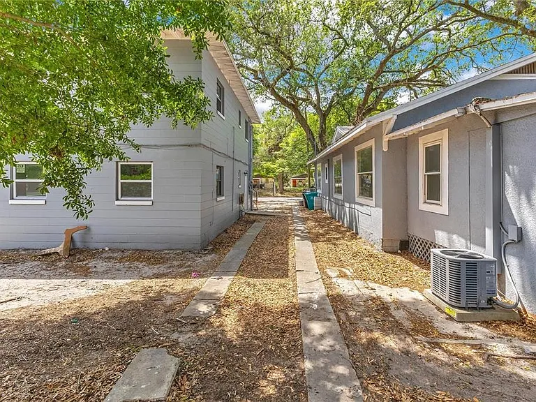 1029 Colyer St — Photo 31