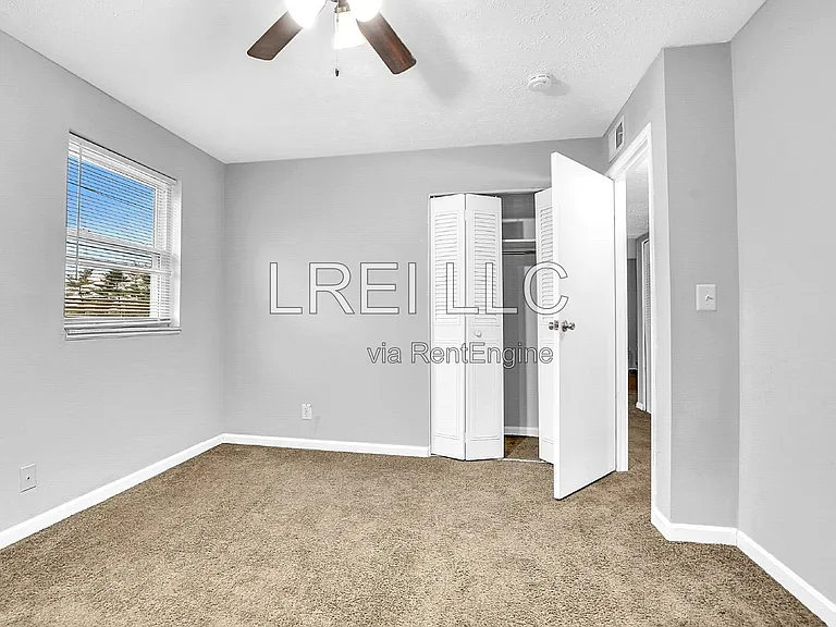 3400 Lesway Ct #7 — Photo 10